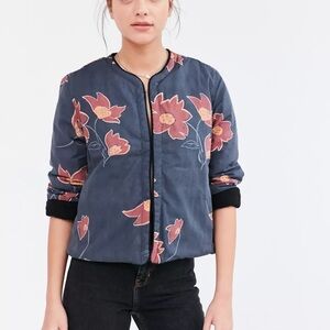 Urban Outfitters Kimchi Blue Wave Quilted Reversible Jacket Floral Print
